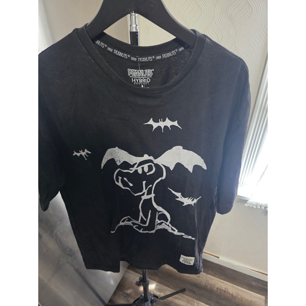 Graphic Peanuts Halloween Snoopy Tshirt - Picture 1 of 3